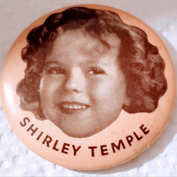 Vintage 1937 Shirley Temple Mirror button in beige and brown - Picture 2 of 4